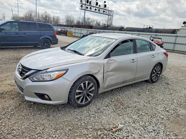 1N4AL3APXHC216477 2017 NISSAN ALTIMA - Image 1