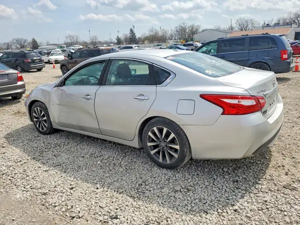 1N4AL3APXHC216477 2017 NISSAN ALTIMA - Image 2