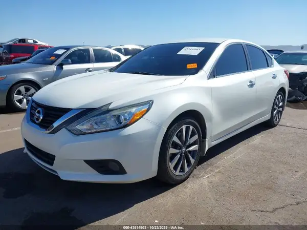 1N4AL3APXHC216592 2017 NISSAN ALTIMA - Image 2