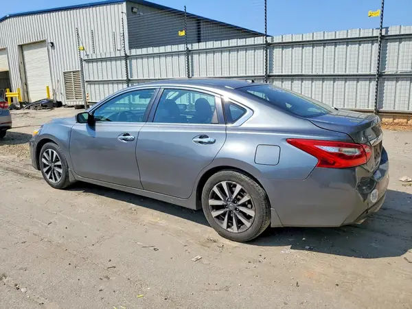 1N4AL3APXHC218732 2017 NISSAN ALTIMA - Image 2
