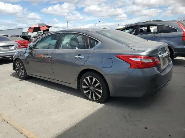 1N4AL3APXHC219587 2017 NISSAN ALTIMA - Image 2