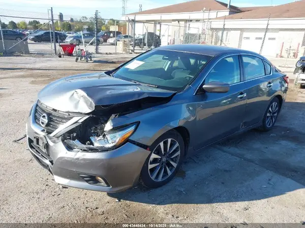 1N4AL3APXHC221517 2017 NISSAN ALTIMA - Image 2