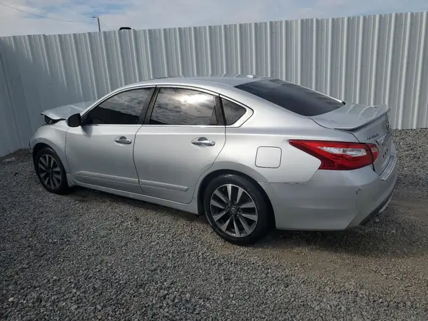 1N4AL3APXHC227477 2017 NISSAN ALTIMA - Image 2