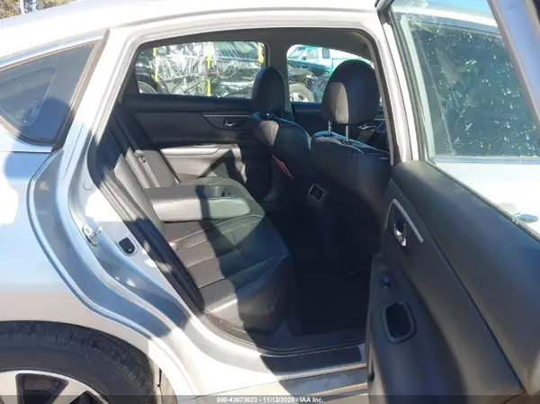 1N4AL3APXHC227561 2017 NISSAN ALTIMA - Image 8