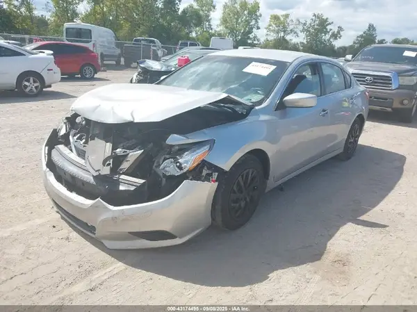 1N4AL3APXHC228368 2017 NISSAN ALTIMA - Image 2