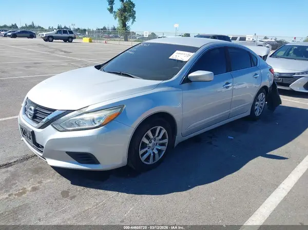 1N4AL3APXHC228452 2017 NISSAN ALTIMA - Image 2