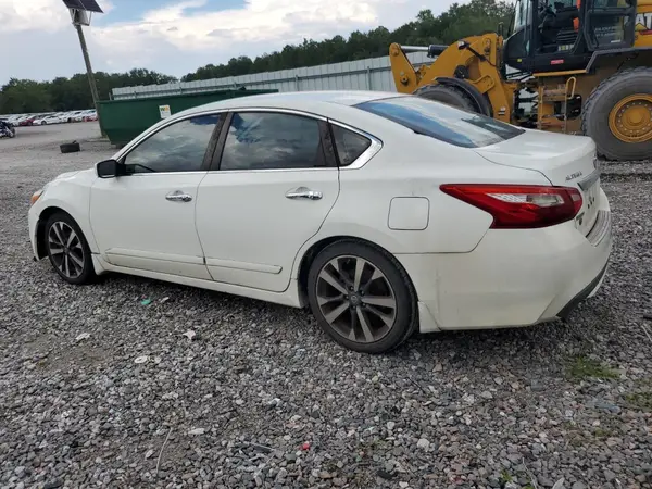 1N4AL3APXHC230623 2017 NISSAN ALTIMA - Image 2