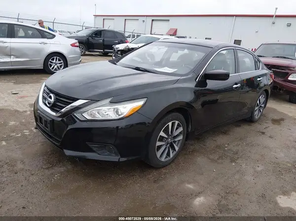 1N4AL3APXHC243582 2017 NISSAN ALTIMA - Image 2
