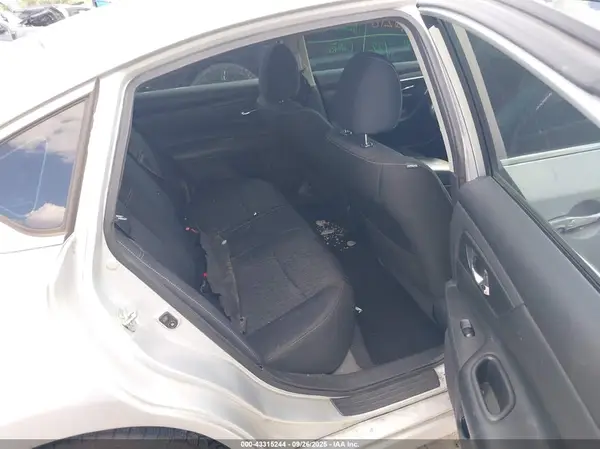 1N4AL3APXHC250239 2017 NISSAN ALTIMA - Image 8