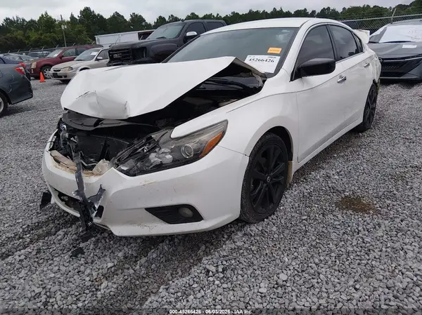 1N4AL3APXHC251018 2017 NISSAN ALTIMA - Image 2