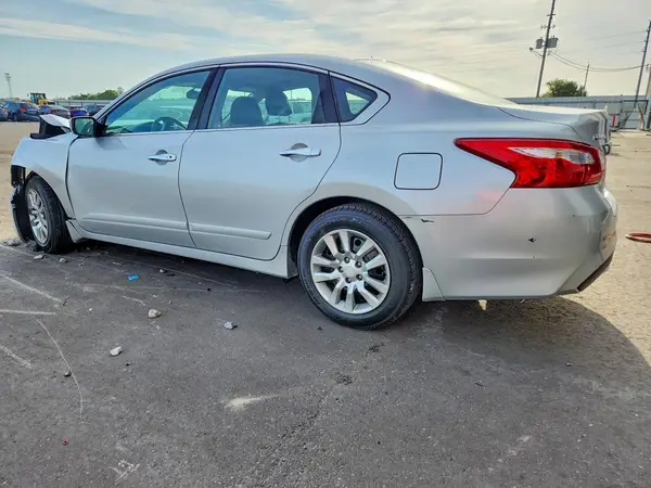 1N4AL3APXHC252475 2017 NISSAN ALTIMA - Image 2