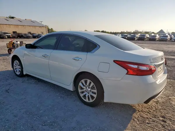 1N4AL3APXHC258048 2017 NISSAN ALTIMA - Image 2