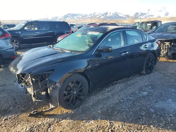 1N4AL3APXHC258261 2017 NISSAN ALTIMA - Image 1