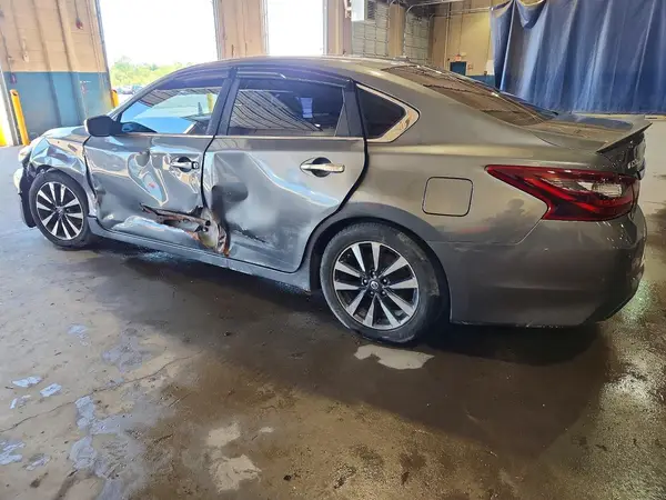 1N4AL3APXHC258793 2017 NISSAN ALTIMA - Image 2