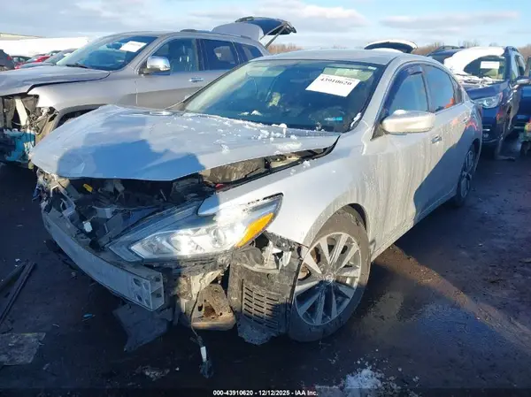 1N4AL3APXHC262424 2017 NISSAN ALTIMA - Image 2