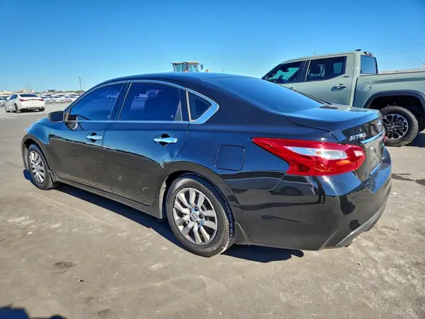 1N4AL3APXHC264139 2017 NISSAN ALTIMA - Image 2