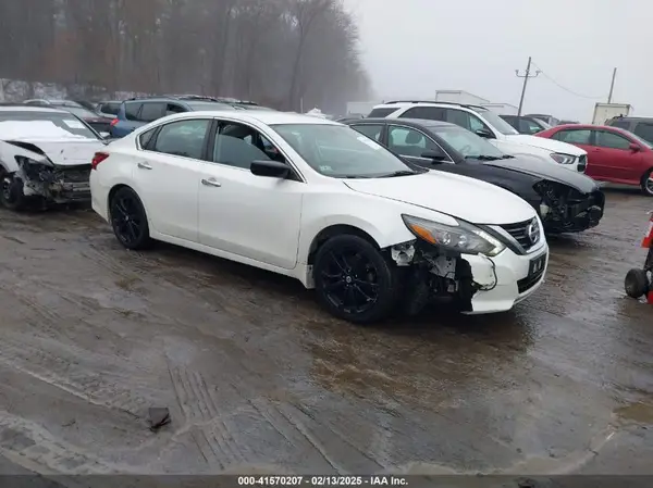 1N4AL3APXHC264271 2017 NISSAN ALTIMA - Image 1