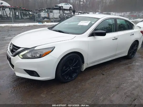 1N4AL3APXHC264271 2017 NISSAN ALTIMA - Image 2