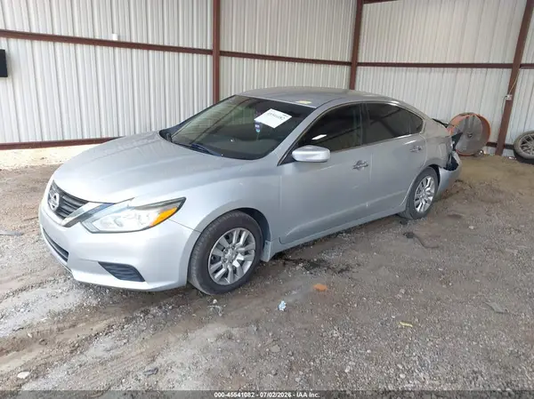 1N4AL3APXHC264562 2017 NISSAN ALTIMA - Image 2