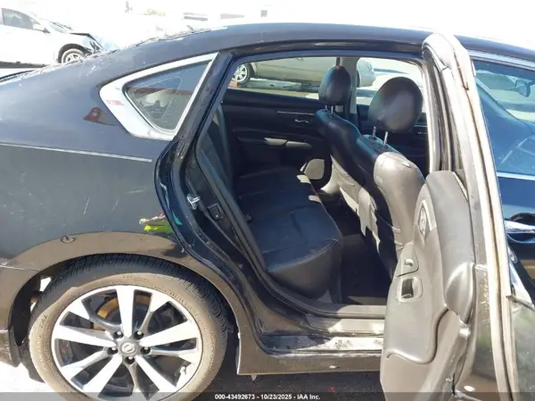 1N4AL3APXHC267915 2017 NISSAN ALTIMA - Image 8