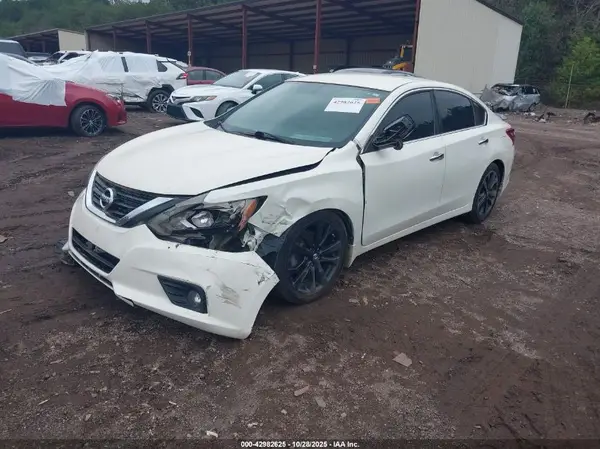 1N4AL3APXHC272418 2017 NISSAN ALTIMA - Image 2