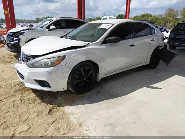 1N4AL3APXHC273696 2017 NISSAN ALTIMA - Image 2