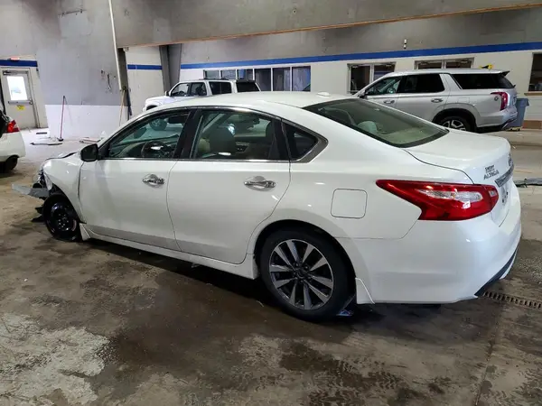 1N4AL3APXHC274234 2017 NISSAN ALTIMA - Image 2