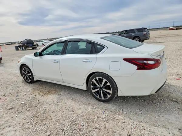 1N4AL3APXHC274492 2017 NISSAN ALTIMA - Image 2
