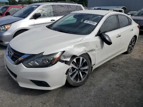 1N4AL3APXHC275559 2017 NISSAN ALTIMA - Image 1