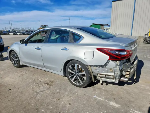 1N4AL3APXHC279658 2017 NISSAN ALTIMA - Image 2