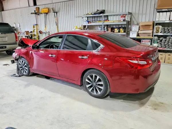 1N4AL3APXHC280048 2017 NISSAN ALTIMA - Image 2