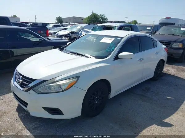 1N4AL3APXHC281815 2017 NISSAN ALTIMA - Image 2