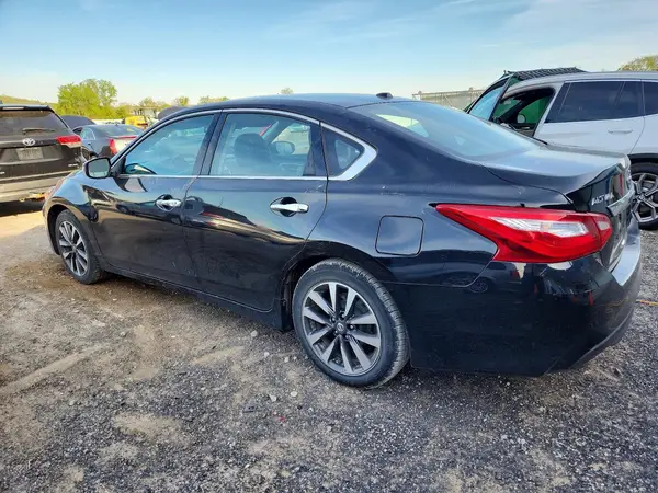 1N4AL3APXHC282091 2017 NISSAN ALTIMA - Image 2