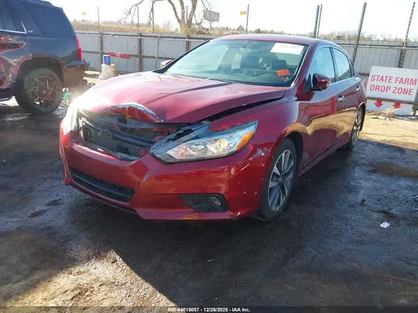 1N4AL3APXHC284472 2017 NISSAN ALTIMA - Image 2