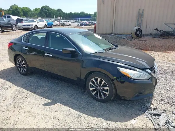 1N4AL3APXHC286383 2017 NISSAN ALTIMA - Image 1