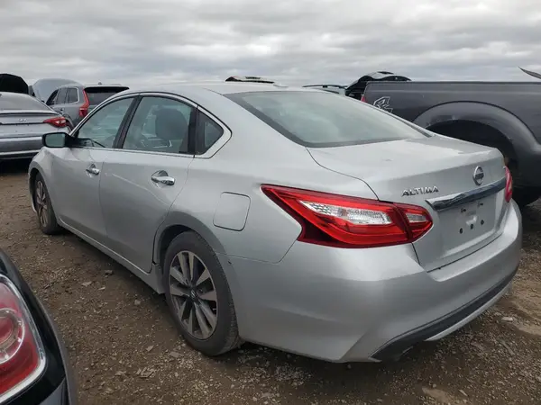 1N4AL3APXHC287923 2017 NISSAN ALTIMA - Image 2
