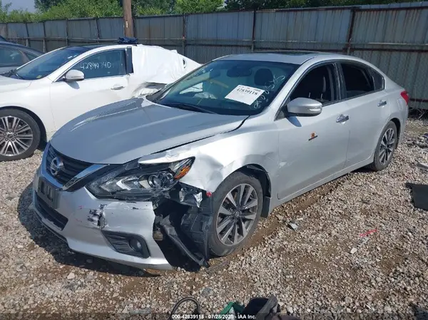 1N4AL3APXHC288585 2017 NISSAN ALTIMA - Image 2