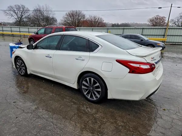 1N4AL3APXHC288750 2017 NISSAN ALTIMA - Image 2