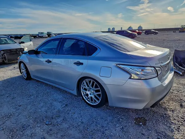 1N4AL3APXHC294080 2017 NISSAN ALTIMA - Image 2