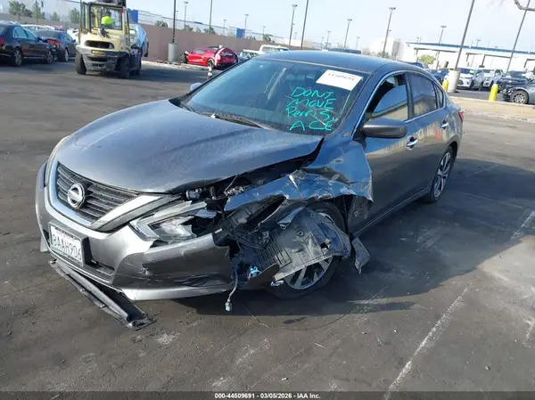 1N4AL3APXHC294886 2017 NISSAN ALTIMA - Image 2
