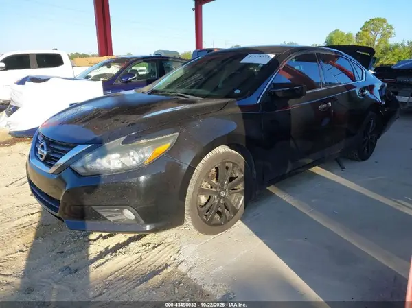 1N4AL3APXHC294998 2017 NISSAN ALTIMA - Image 2