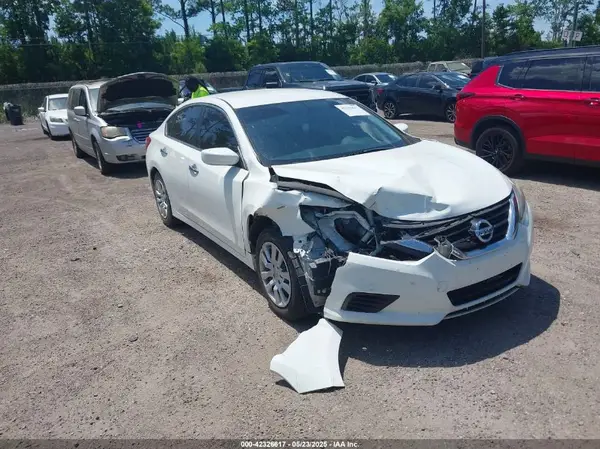 1N4AL3APXHC297352 2017 NISSAN ALTIMA - Image 1
