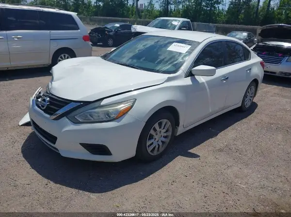 1N4AL3APXHC297352 2017 NISSAN ALTIMA - Image 2
