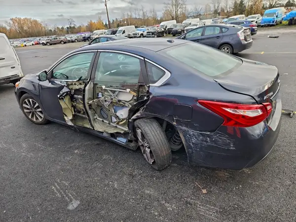 1N4AL3APXHC299036 2017 NISSAN ALTIMA - Image 2