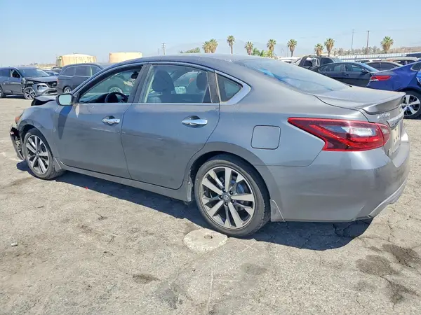 1N4AL3APXHC470450 2017 NISSAN ALTIMA - Image 2