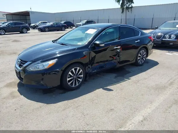 1N4AL3APXHC470996 2017 NISSAN ALTIMA - Image 2
