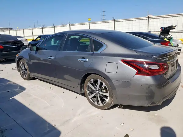 1N4AL3APXHC472229 2017 NISSAN ALTIMA - Image 2