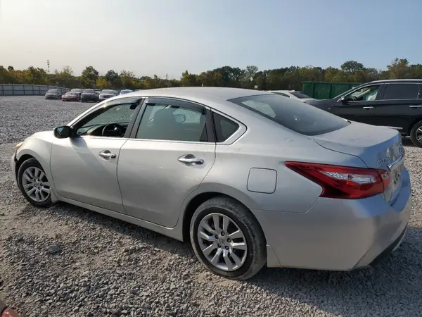 1N4AL3APXHC472764 2017 NISSAN ALTIMA - Image 2