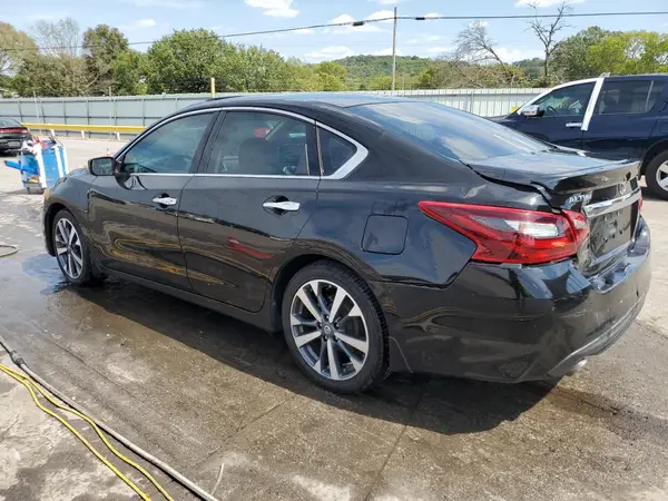 1N4AL3APXHC475700 2017 NISSAN ALTIMA - Image 2