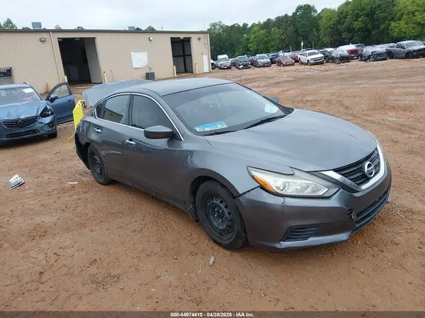 1N4AL3APXHC476040 2017 NISSAN ALTIMA - Image 1